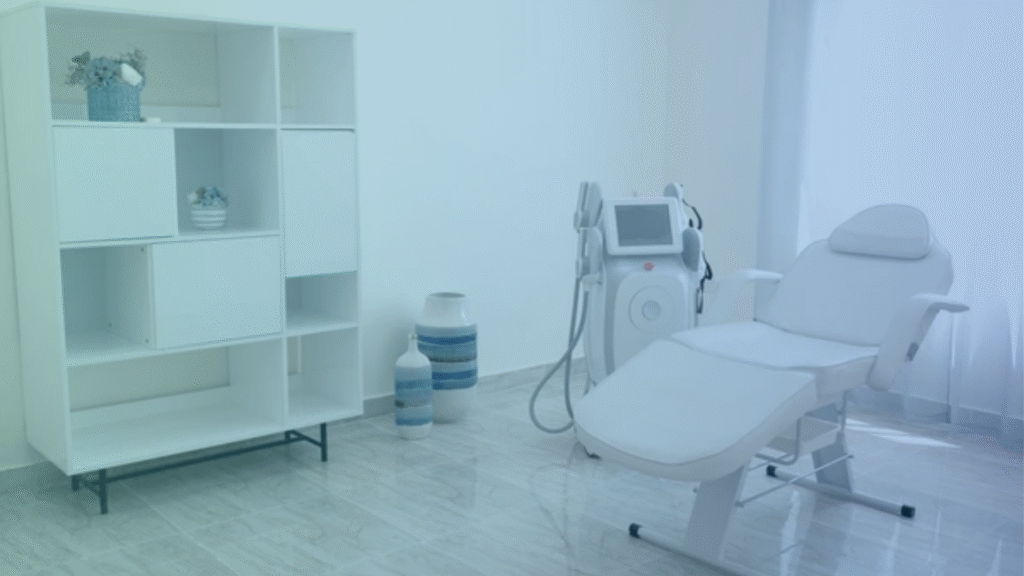 The Differences Between Electric and Manual Derma Chairs